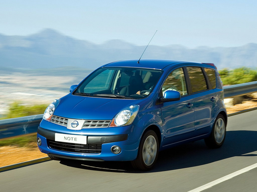 Коврики ЭВА "EVA сота" для Nissan Note (хэтчбек 5 дв / E11) 2005 - 2008, черные, 4шт.